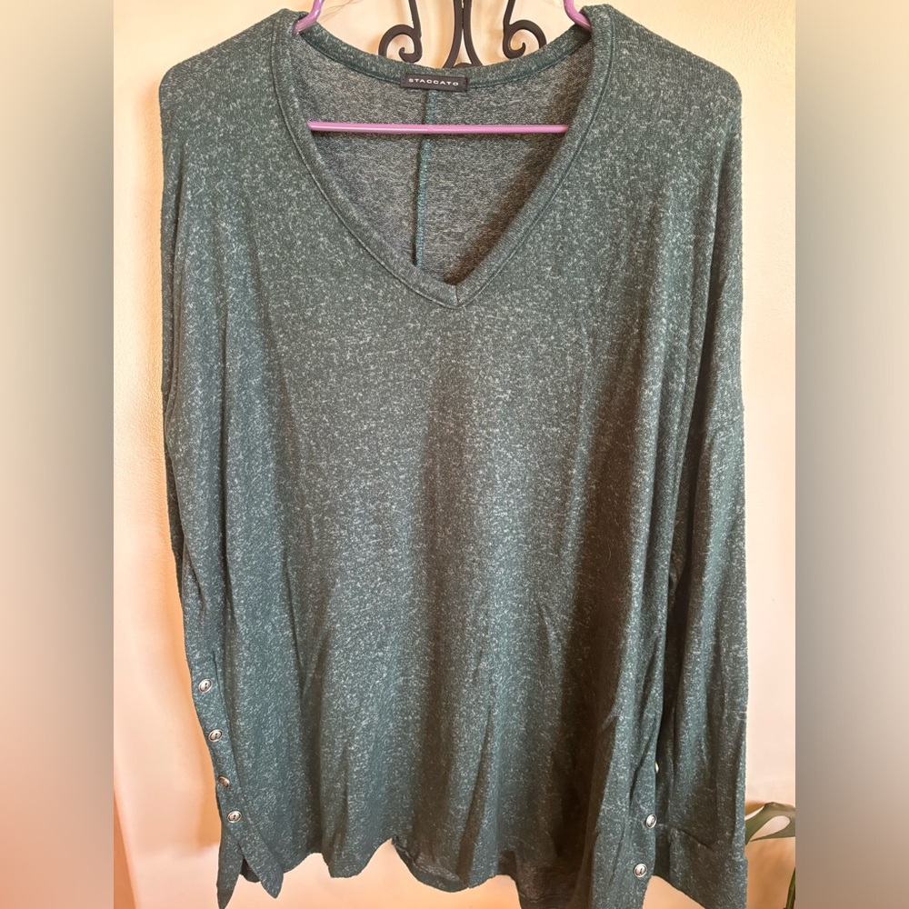 ❤️V-neck heathered hunter green long sleeve tunic-lg